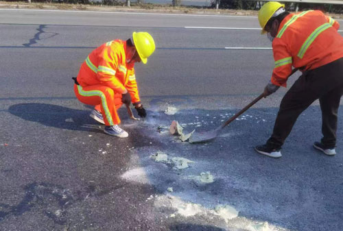 兴城公路下沉注浆加固